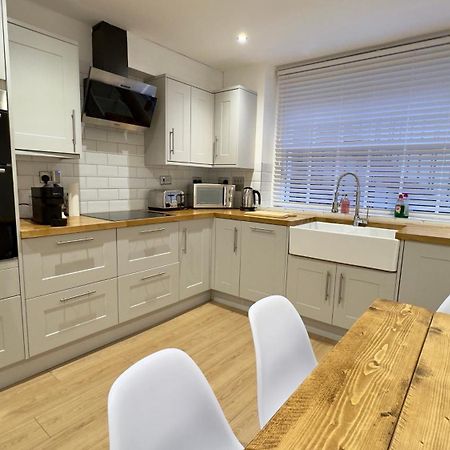 Cosy Modern Home Euston Fitzrovia ลอนดอน ภายนอก รูปภาพ
